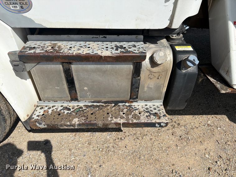image for item YA4629 2016 Freightliner Business Class M2 forestry bucket truck