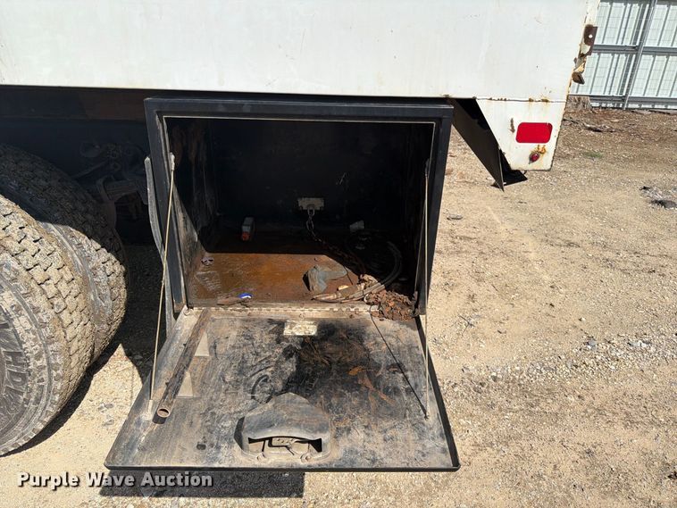 image for item YA4629 2016 Freightliner Business Class M2 forestry bucket truck