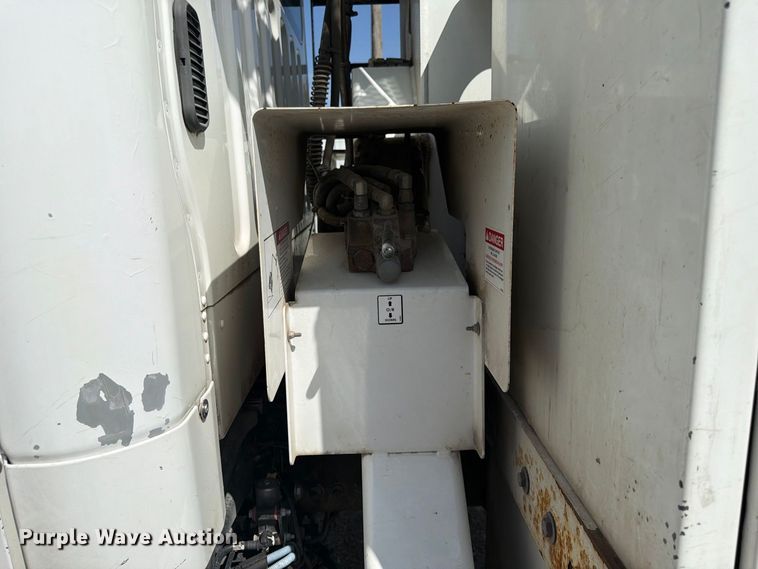 image for item YA4629 2016 Freightliner Business Class M2 forestry bucket truck
