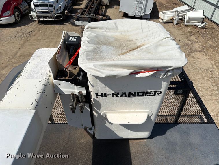 image for item YA4629 2016 Freightliner Business Class M2 forestry bucket truck