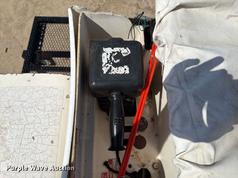 image for item YA4629 2016 Freightliner Business Class M2 forestry bucket truck