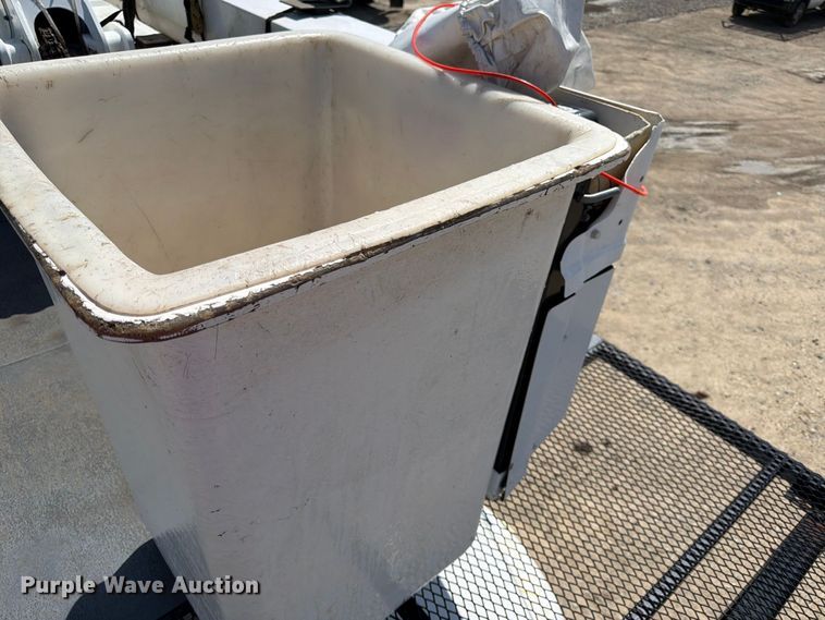 image for item YA4629 2016 Freightliner Business Class M2 forestry bucket truck