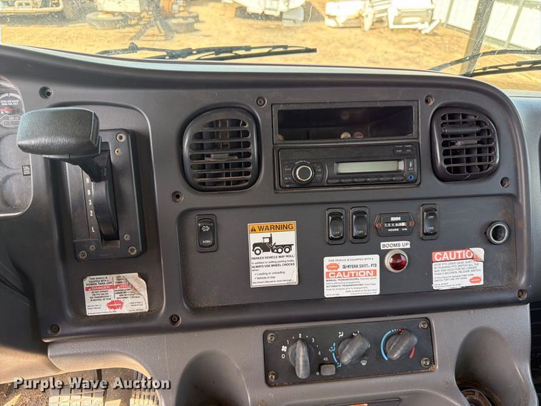 image for item YA4629 2016 Freightliner Business Class M2 forestry bucket truck