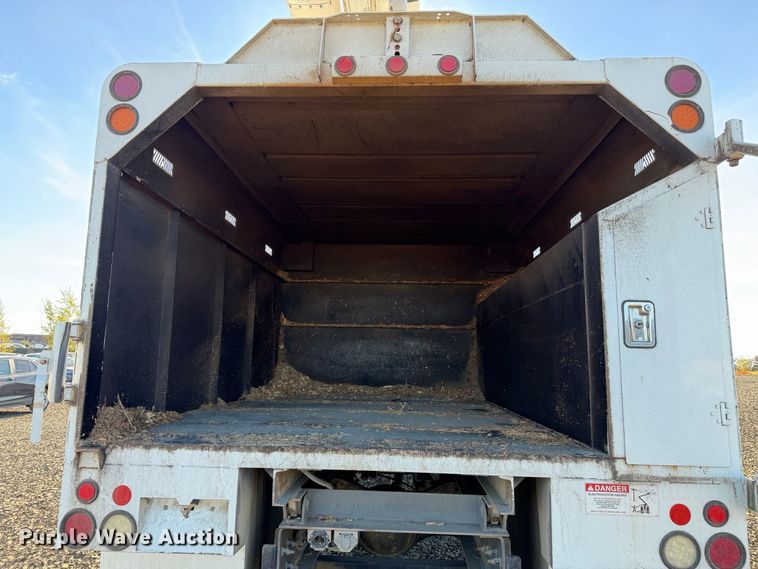 image for item YA4630 2015 Ford F750 Super Duty forestry bucket truck