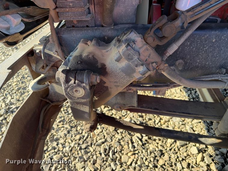 image for item YA4630 2015 Ford F750 Super Duty forestry bucket truck