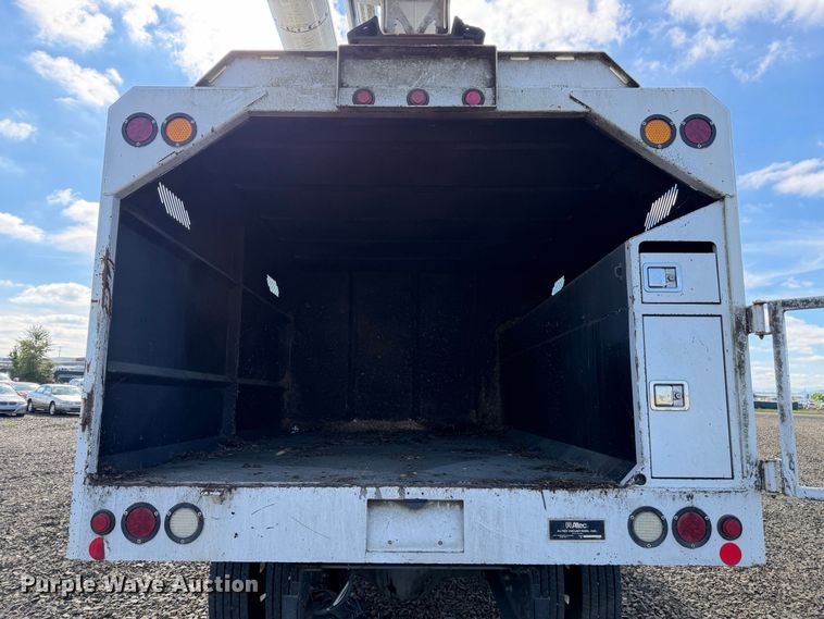 image for item YA4679 2016 Ford F750 Super Duty forestry bucket truck