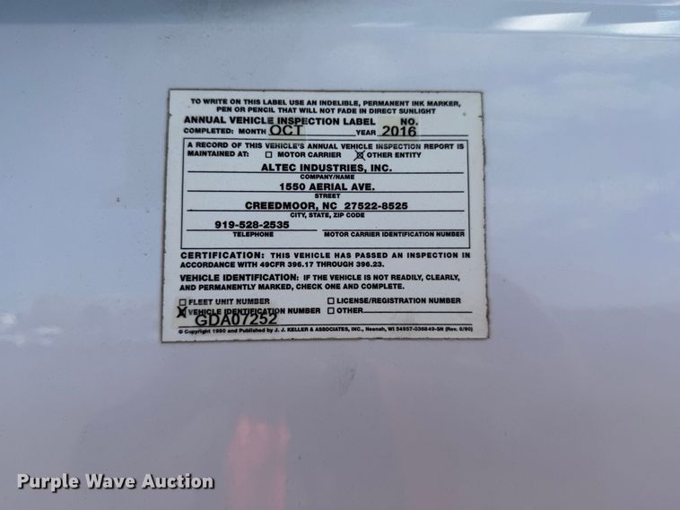 image for item YA4679 2016 Ford F750 Super Duty forestry bucket truck