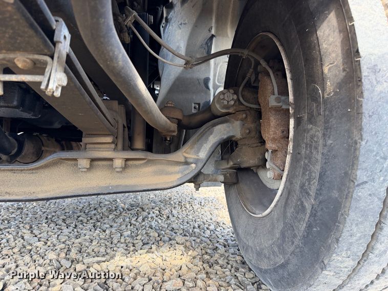image for item YA4679 2016 Ford F750 Super Duty forestry bucket truck