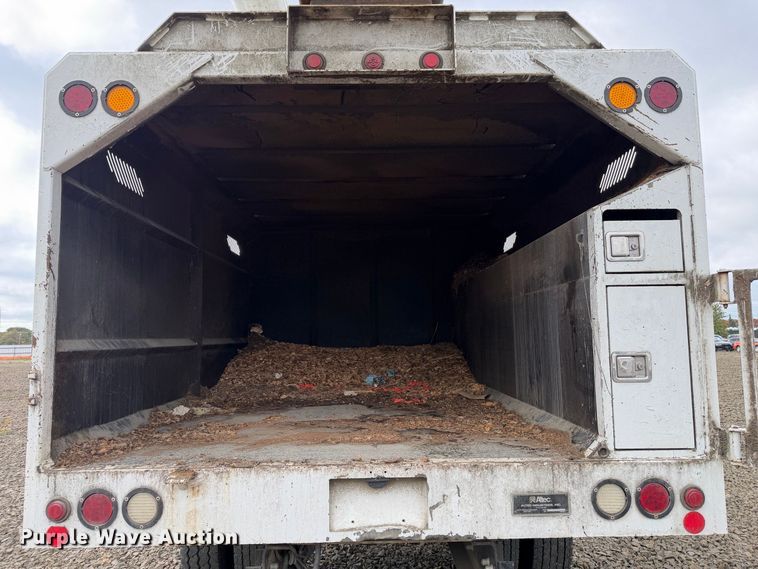 image for item YA4682 2015 Ford F750 Super Duty forestry bucket truck