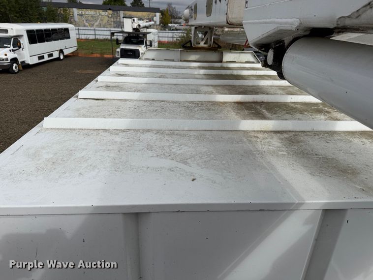 image for item YA4682 2015 Ford F750 Super Duty forestry bucket truck