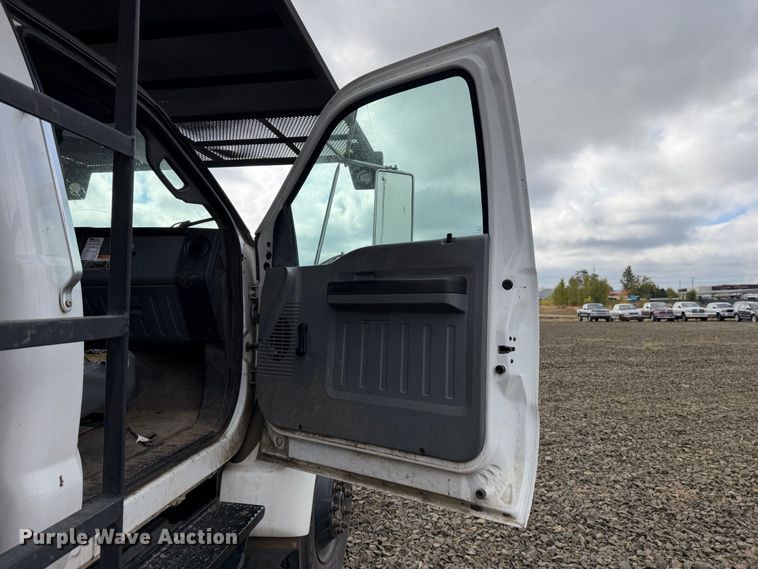 image for item YA4682 2015 Ford F750 Super Duty forestry bucket truck