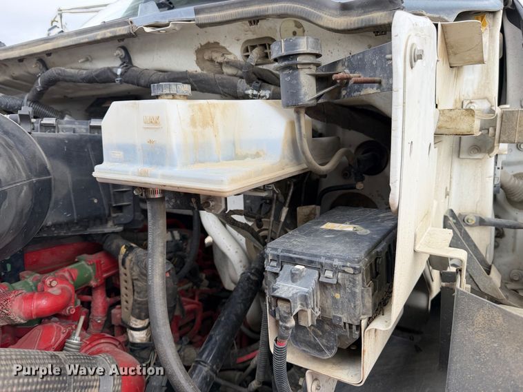 image for item YA4682 2015 Ford F750 Super Duty forestry bucket truck