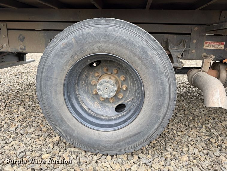 image for item YA4682 2015 Ford F750 Super Duty forestry bucket truck