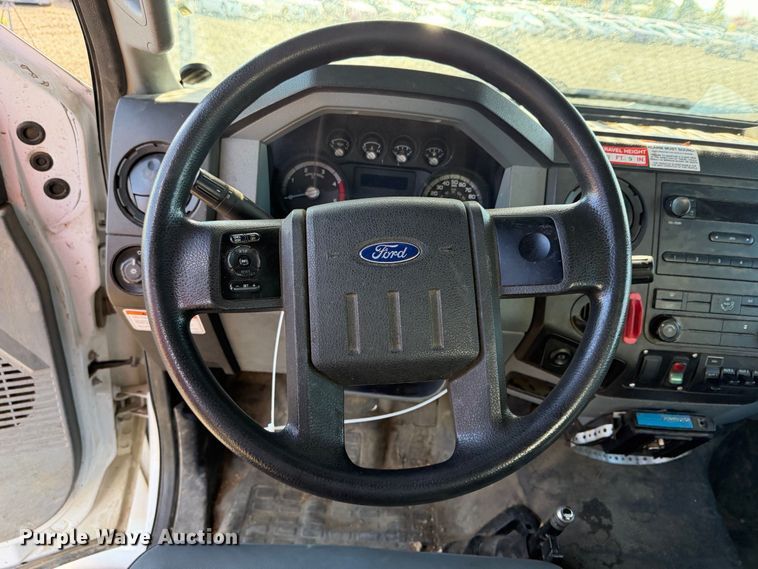 image for item YA4736 2016 Ford F750 Super Duty forestry bucket truck