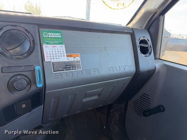 image for item YA4736 2016 Ford F750 Super Duty forestry bucket truck