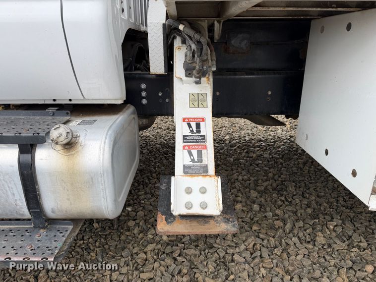 image for item YA4737 2016 Ford F750 Super Duty forestry bucket truck