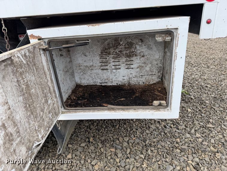image for item YA4737 2016 Ford F750 Super Duty forestry bucket truck