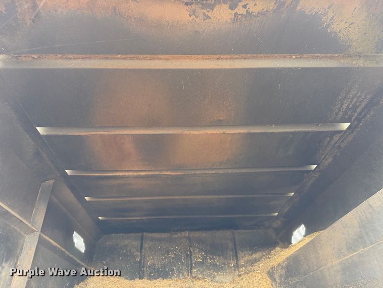 image for item YA4737 2016 Ford F750 Super Duty forestry bucket truck