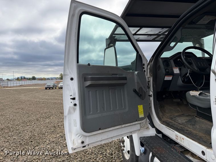 image for item YA4737 2016 Ford F750 Super Duty forestry bucket truck