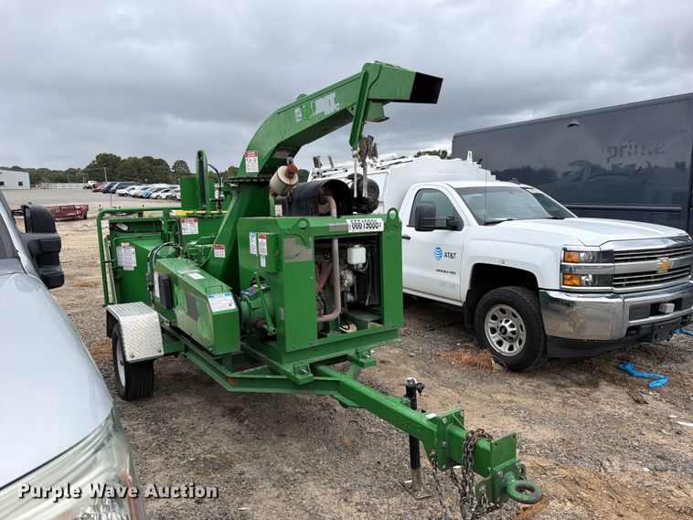 image for item YA4817 2023 Bandit Intimidator 12XPC wood chipper