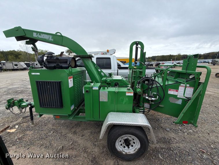 image for item YA4817 2023 Bandit Intimidator 12XPC wood chipper