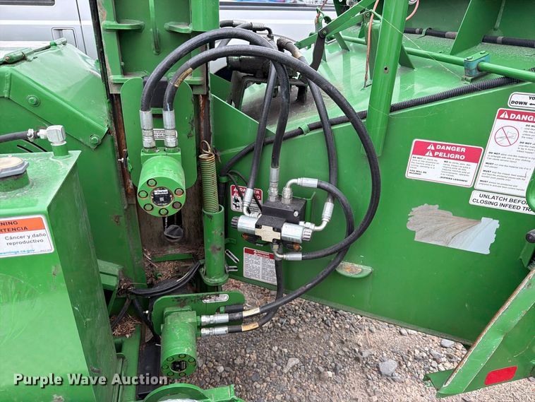 image for item YA4817 2023 Bandit Intimidator 12XPC wood chipper