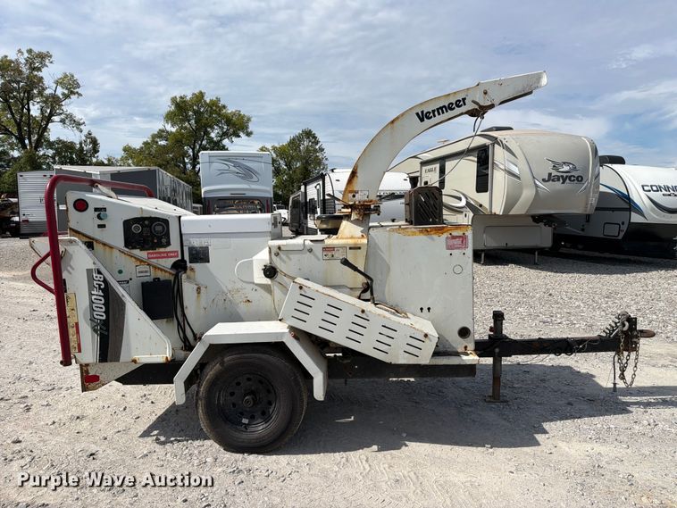 image for item YA4838 2017 Vermeer BC1000 wood chipper