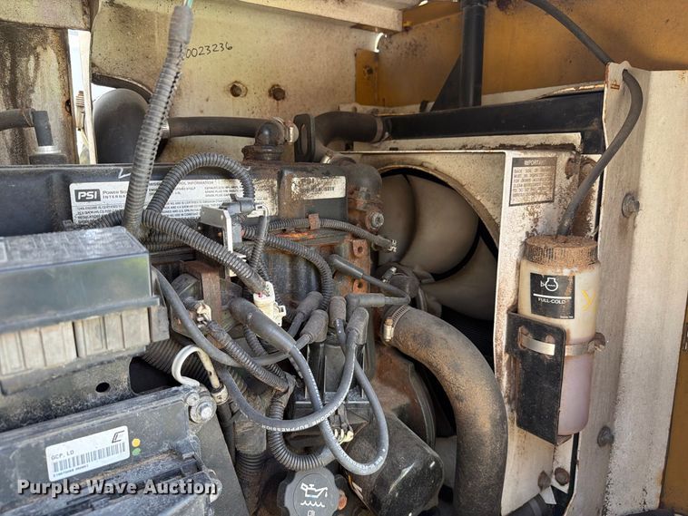 image for item YA4838 2017 Vermeer BC1000 wood chipper
