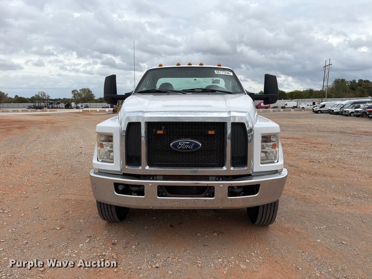 image for item YA4840 2017 Ford F750 Super Duty utility / service truck