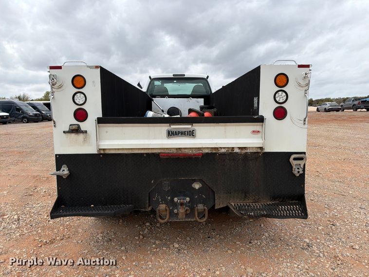 image for item YA4840 2017 Ford F750 Super Duty utility / service truck