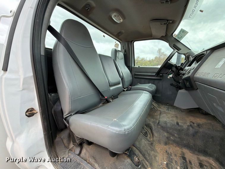 image for item YA4840 2017 Ford F750 Super Duty utility / service truck