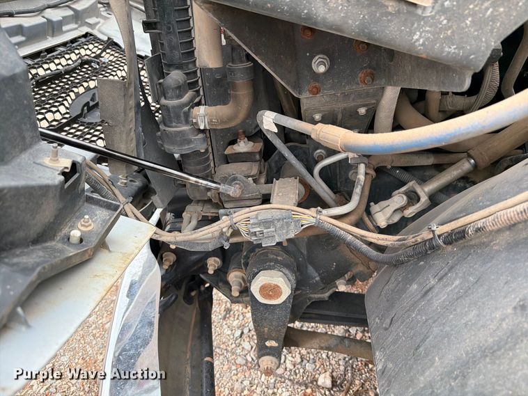 image for item YA4840 2017 Ford F750 Super Duty utility / service truck