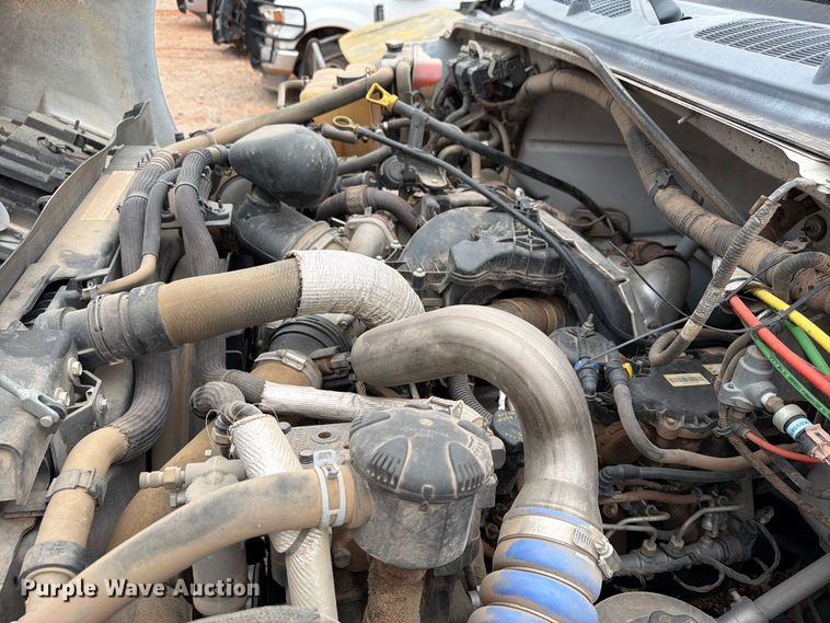 image for item YA4840 2017 Ford F750 Super Duty utility / service truck