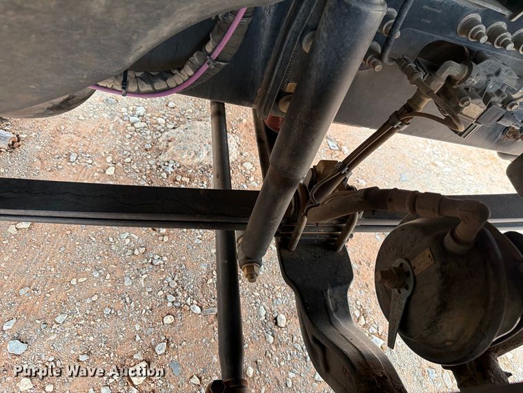 image for item YA4840 2017 Ford F750 Super Duty utility / service truck