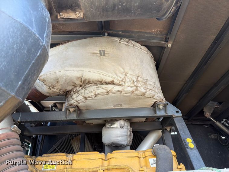 image for item YA4841 2017 Komptech Crambo 6000 shredder