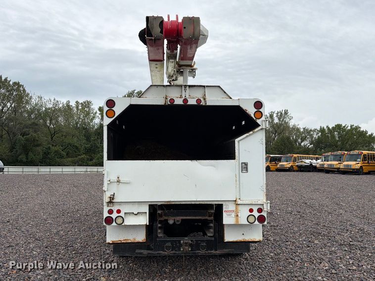 image for item YA4905 2015 Ford F750 Super Duty forestry bucket truck