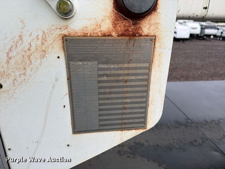 image for item YA4905 2015 Ford F750 Super Duty forestry bucket truck