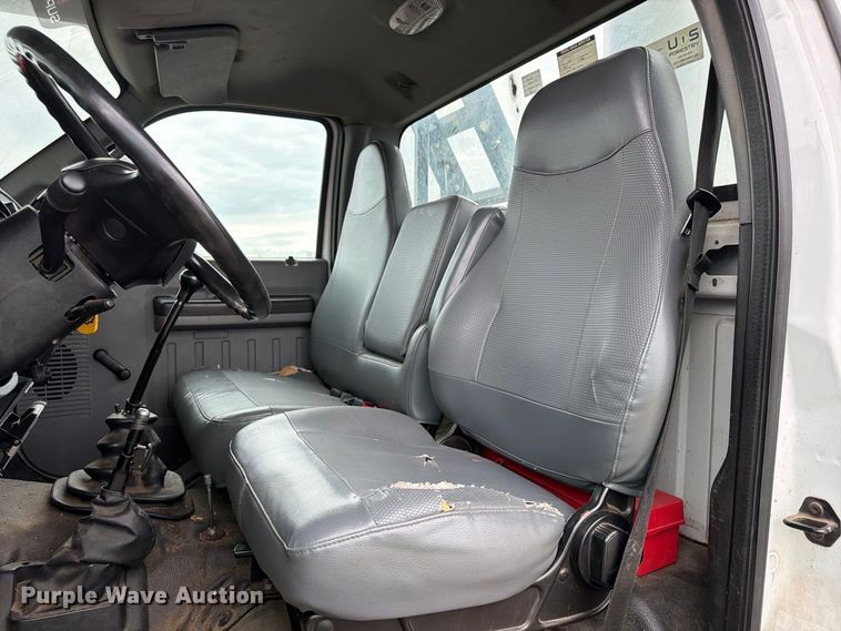 image for item YA4905 2015 Ford F750 Super Duty forestry bucket truck