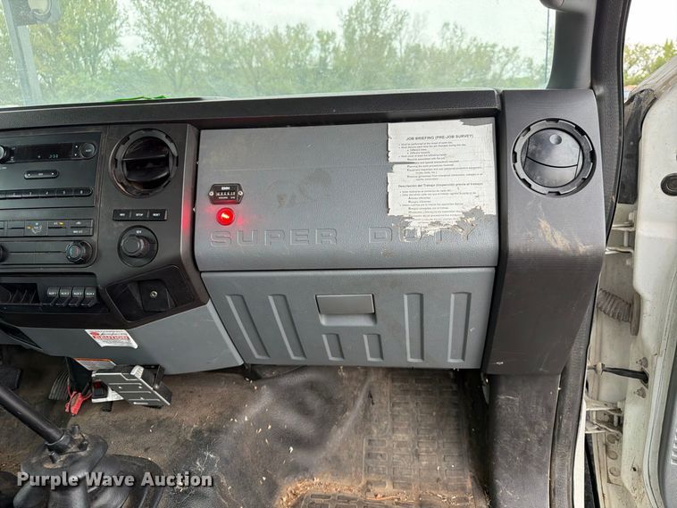 image for item YA4905 2015 Ford F750 Super Duty forestry bucket truck