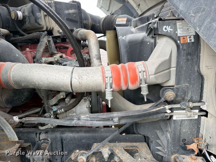 image for item YA4905 2015 Ford F750 Super Duty forestry bucket truck