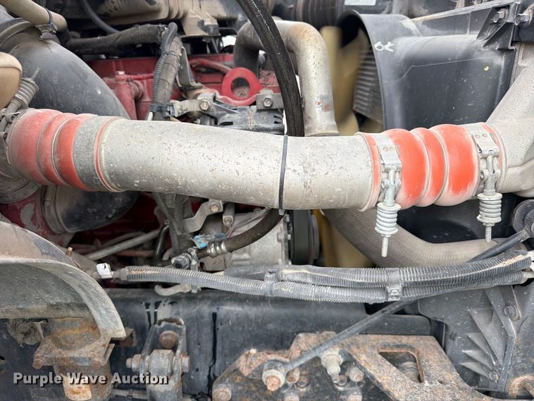image for item YA4905 2015 Ford F750 Super Duty forestry bucket truck