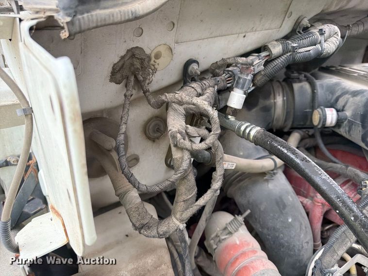 image for item YA4905 2015 Ford F750 Super Duty forestry bucket truck