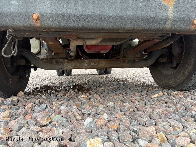 image for item YA4905 2015 Ford F750 Super Duty forestry bucket truck