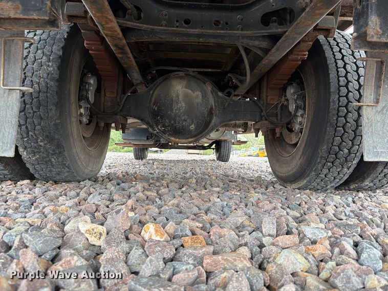 image for item YA4905 2015 Ford F750 Super Duty forestry bucket truck