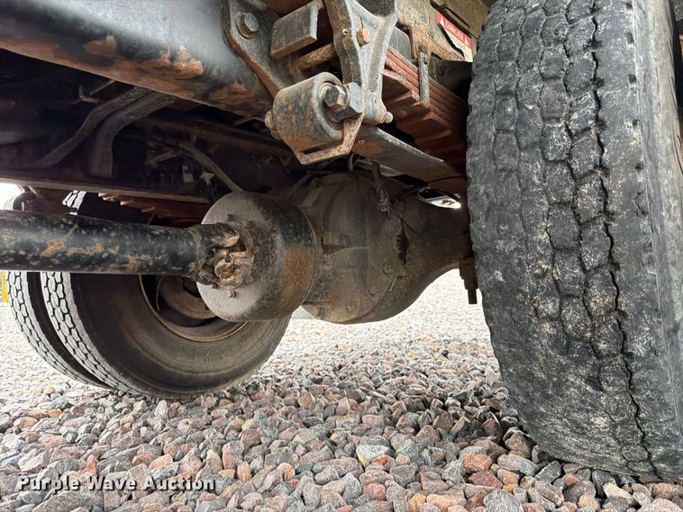 image for item YA4905 2015 Ford F750 Super Duty forestry bucket truck