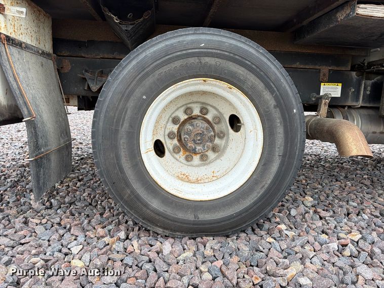 image for item YA4905 2015 Ford F750 Super Duty forestry bucket truck