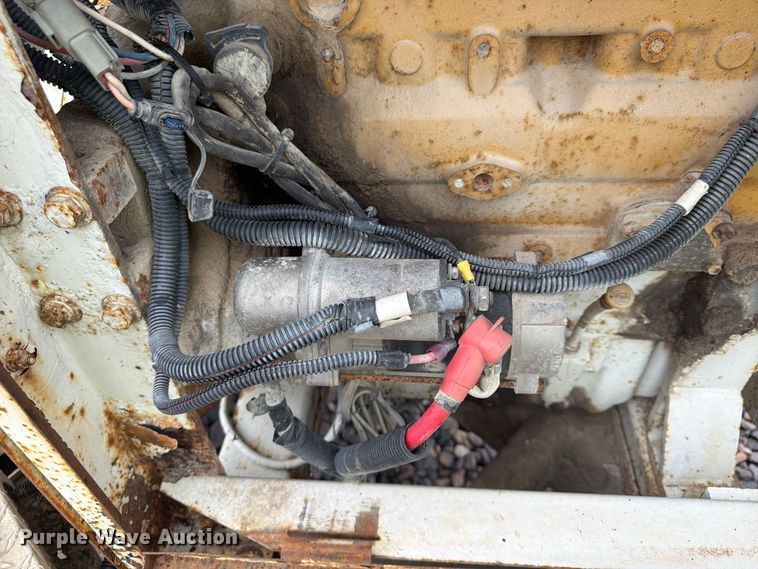 image for item YA4908 2009 Bandit 200 wood chipper