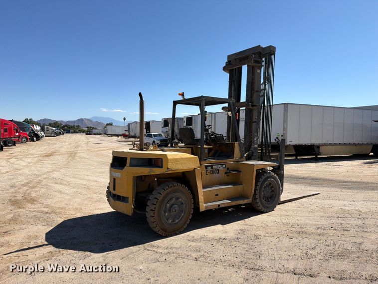 image for item YA4926 Caterpillar DP100 forklift