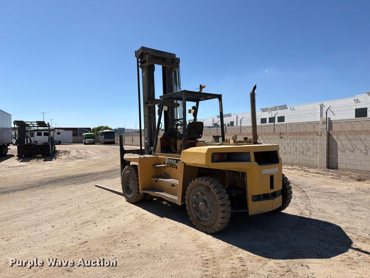 image for item YA4926 Caterpillar DP100 forklift