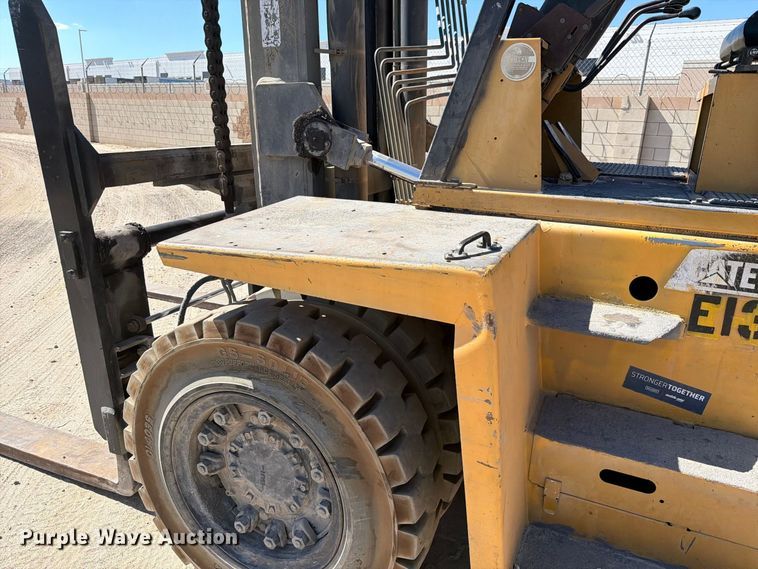image for item YA4926 Caterpillar DP100 forklift